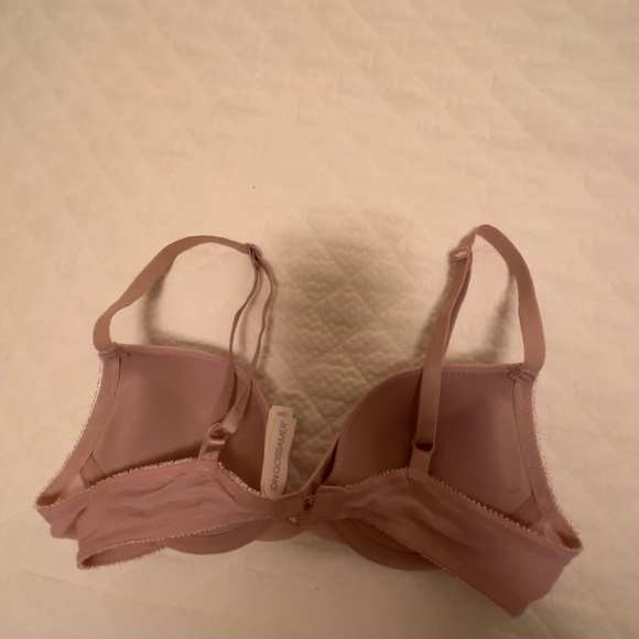 On Gossamer Nude Push Up Bra ⭐️ - Picture 2 of 4